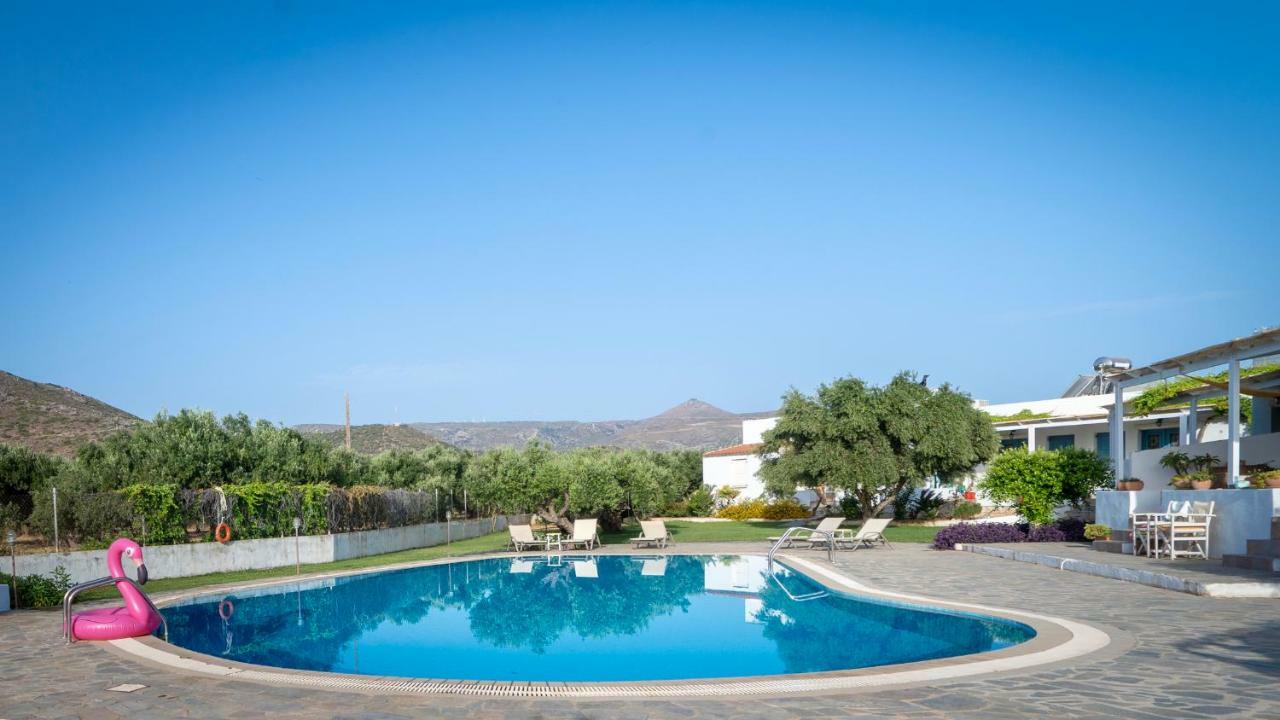 Aeolus Pool Apts Palekastro Exteriör bild